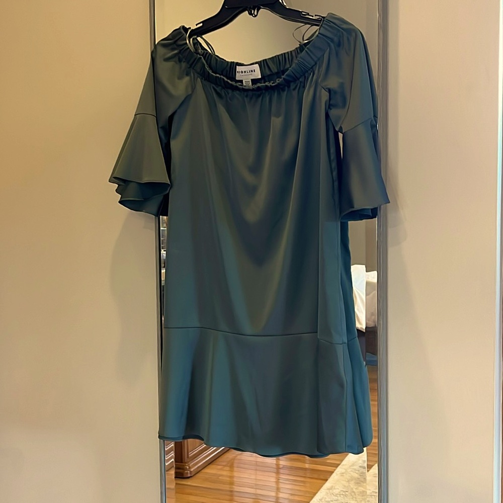 Highline Collective dress with optional neckline styling. XS poly/elastene